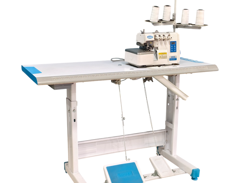 RRR 747D-4 Four Thread Overlock Machine Complete Set